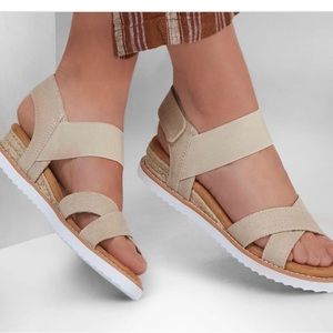 BOBS FROM SKETCHERS Memory Foam Picnic Sandals